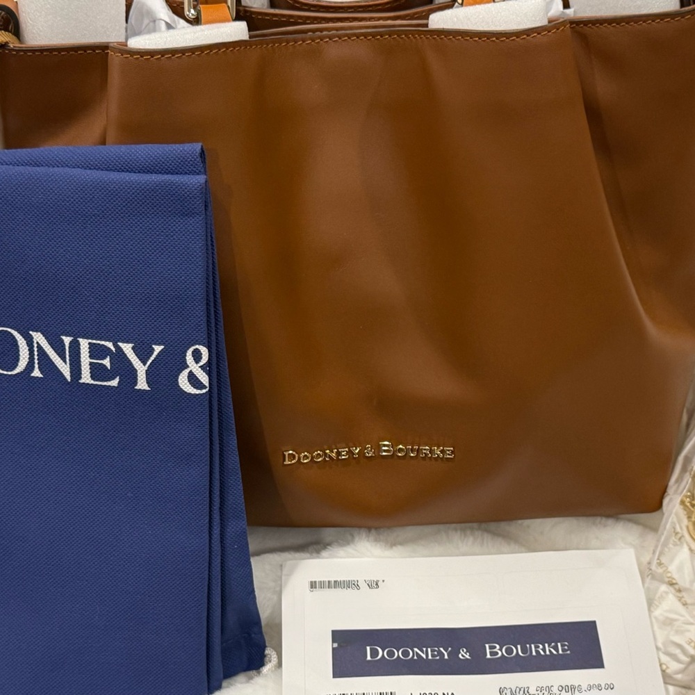 Dooney & Bourke City Large Barlow Tote - Natural Leather - Limited Edition - NWT